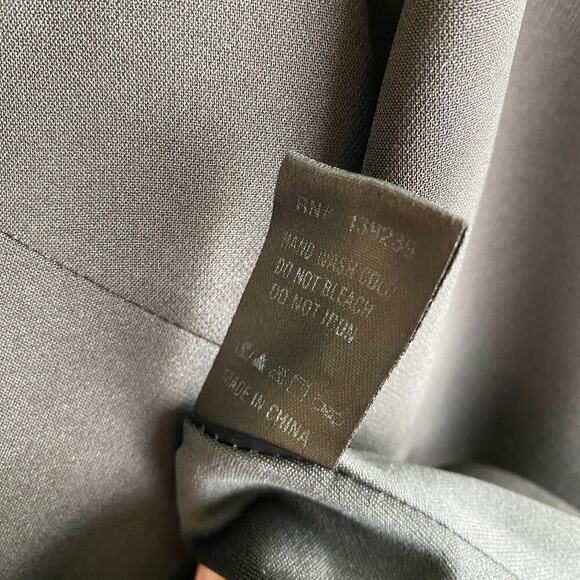 Tuckernuck Pomander Place Simone Black Top Size M - Picture 12 of 13